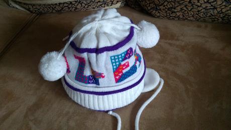 Zimná čiapka rales s brmbolcami, 98