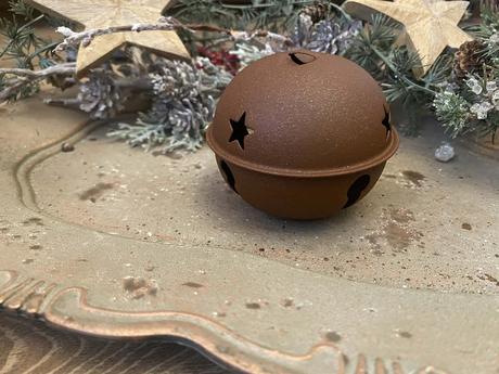 Kovová roľnička v hrdzavom odtieni, 