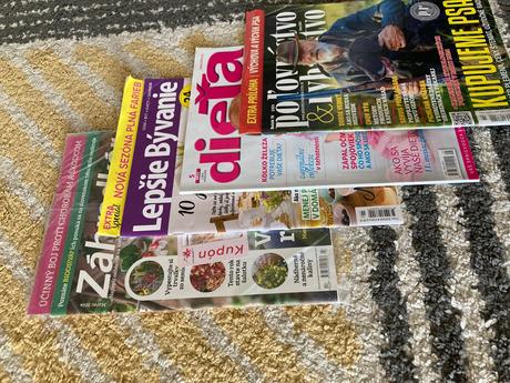 Časopisy mix 4ks,