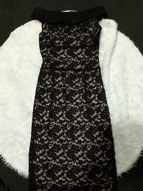 Elegantné šaty, nekrcive, s