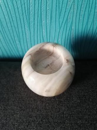 Svietnik prírodný kameň, 