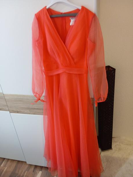 Spoločenské šaty, l