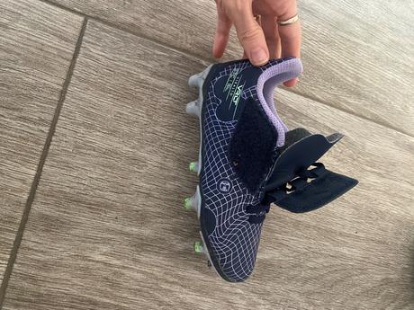 Chlapčenské kopacky, 28