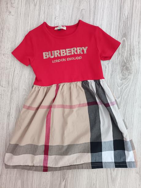 Dievčenské šaty, 146