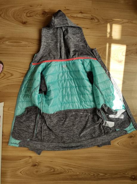 Prechodná bunda, 146