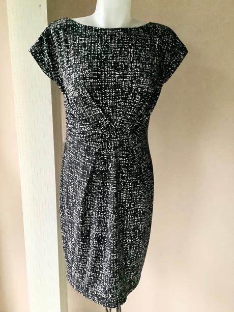 Krásne pružné šaty, esprit,38