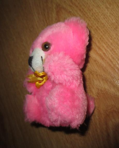 Malý ružový medvedík, 