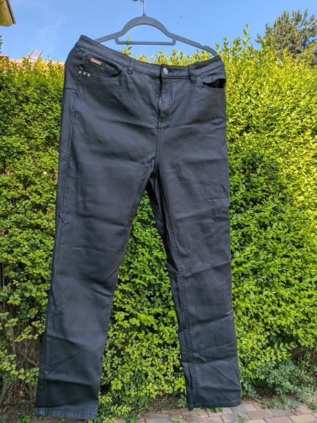 Kožené nohavice, 46