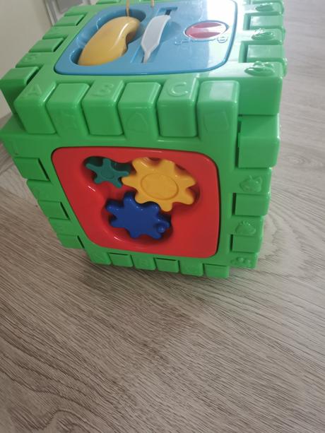 Skladacia interaktívna kocka, 