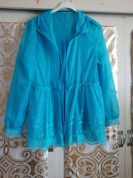 Šifonový priesvitný kabátik, 176