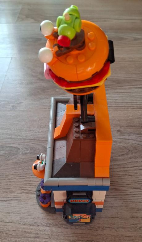 Lego fortnite 77076 reštaurácia durr burger,