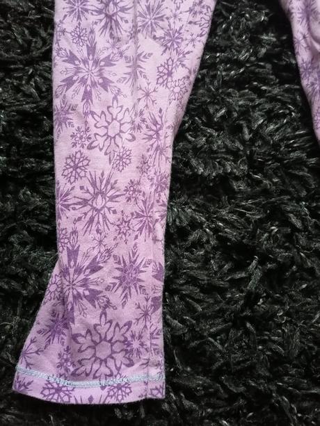 .tepláky, disney,110