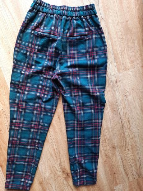 Kockované nohavice, bershka,36