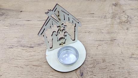 Drevený-svietnik -betlehem, 