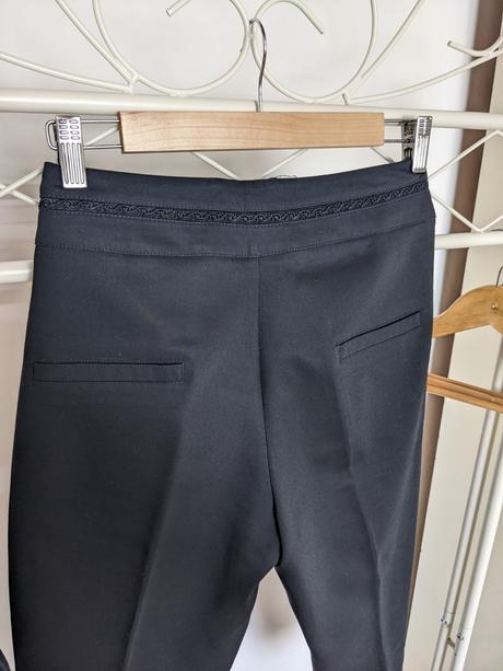 Elegantné cigaretové nohavice, l