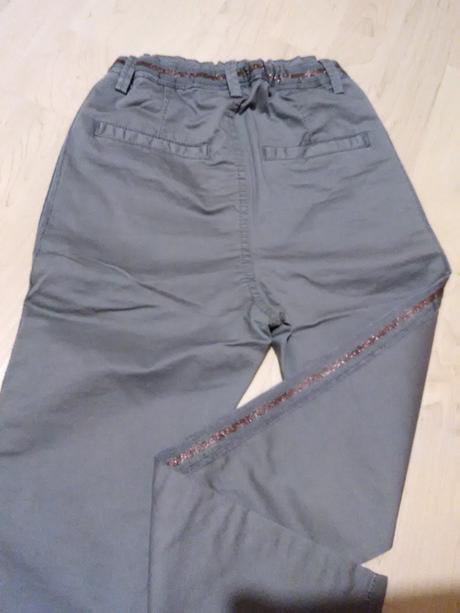 Nohavice, pompdelux,122