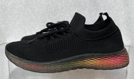 Zaujímavé tenisky na bežné nosenie, 37