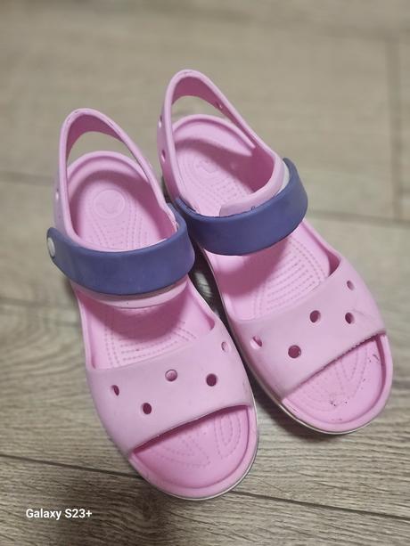 Crocs, crocs,33
