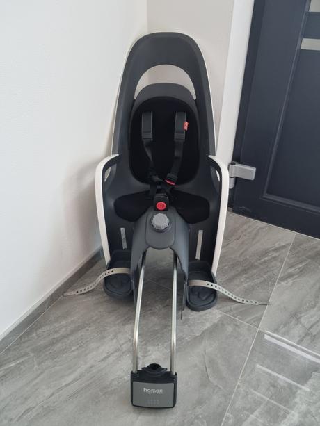 Cyklosedacka hamax carres,