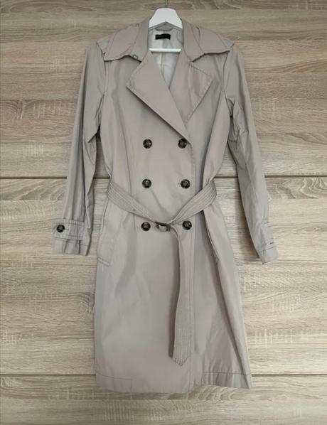 Beneton krásny plášť, benetton,s