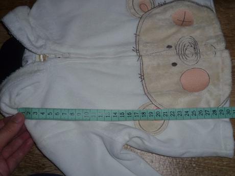 Mikinka s mackom, cherokee,68