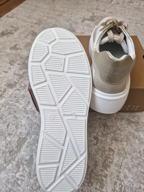 Tenisky bata 40, baťa,40