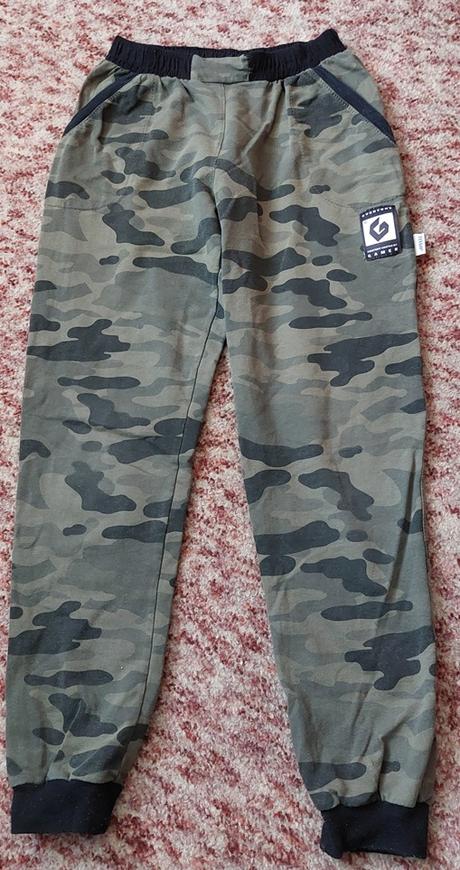 Chlapčenské maskáčové tepláky, tinko,152