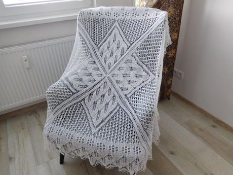 Obrus biely 165 x 131 cm, top top stav, 