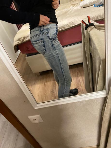 Bledomodre vysuchane rifle, s