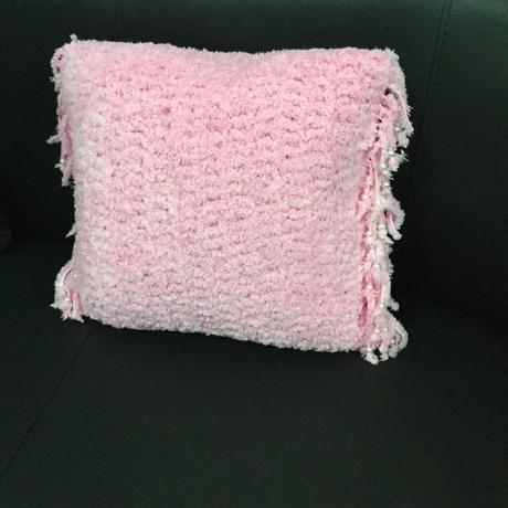 Háčkovaný vankúš - ružová, 