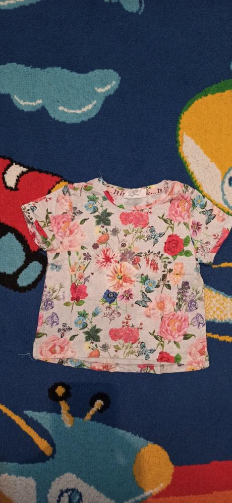Kvietkovane tricko, h&m,74