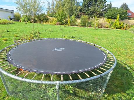 Predam trampolinu, 300-349 cm