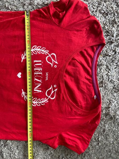 Tricko som lubezna deva zo sashe, s