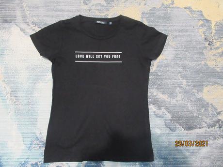 Čierne tričko, 152