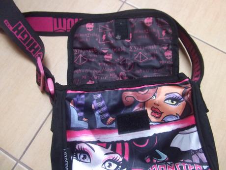 Kabelka monster high, 