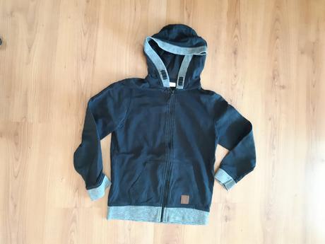 Mikina s kapucnou, f&f,140