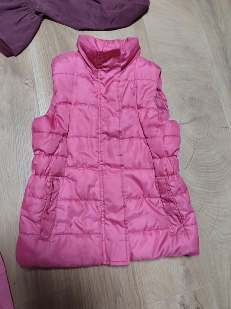 2x leginky +2x tuniky+ vesta cena spolu, 122–134