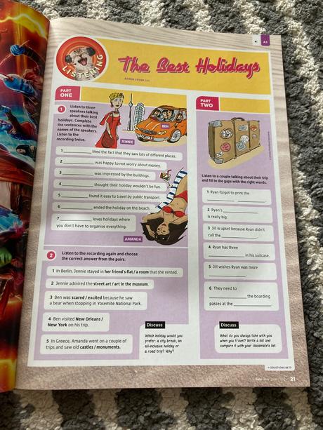 Mix anglických časopisov a mapa, 