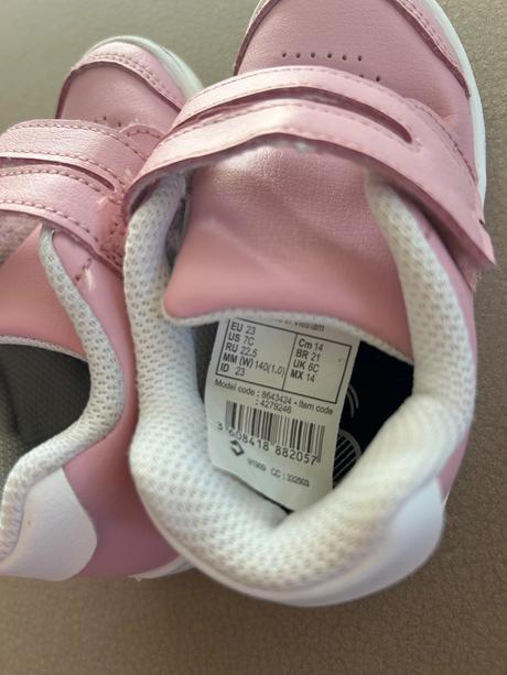 Nadherne topanocky, 22