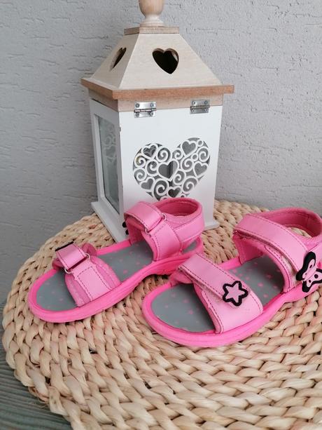 Sandalky 27-28    2 ks, 28