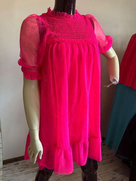 Ružové šaty divided, s