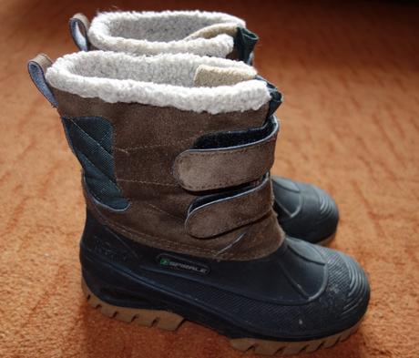 Chlapčenské zimné čižmy, 33