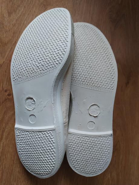 Socialistické, retro cvičky, baťa,37