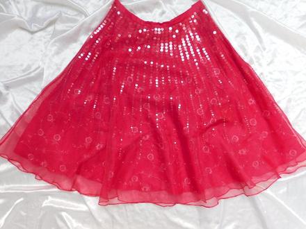 Luxusna velmi pekna hodvabna sukna, 38