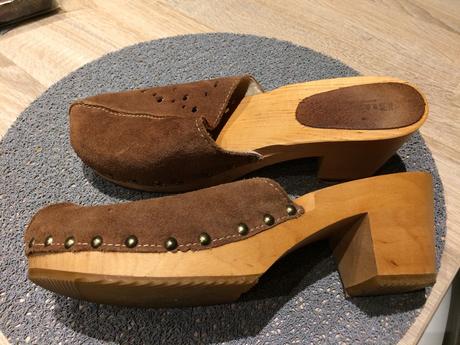 Elegantné dreváky - semišové, zn. buxa, 41