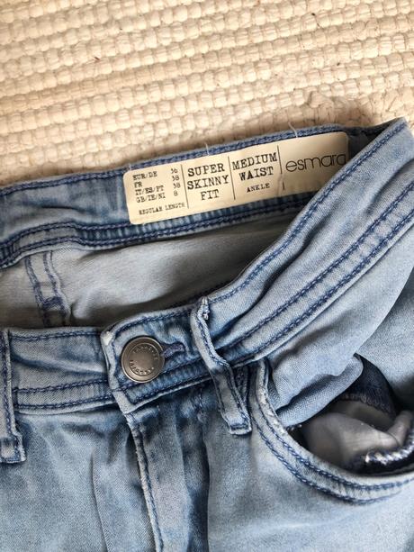 Modré nohavice, esmara,36