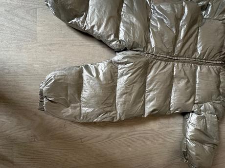 Zimna kombinéza, 74