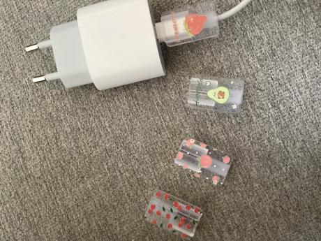 Držiak na nabíjací kábel pre apple ios, 