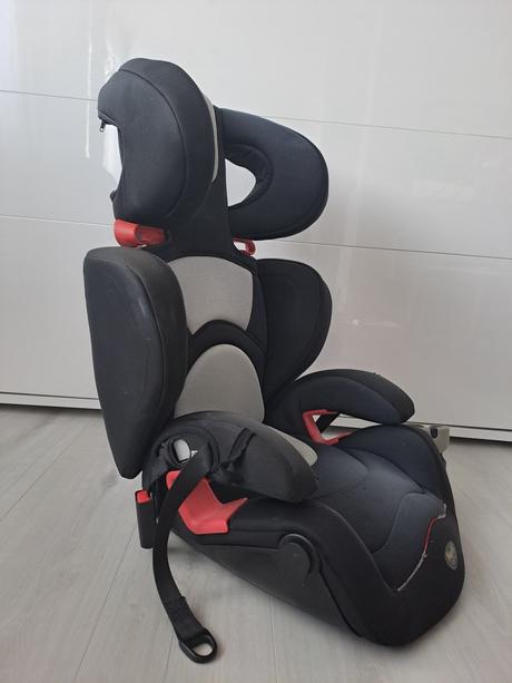 Autisedačka chicco, chicco