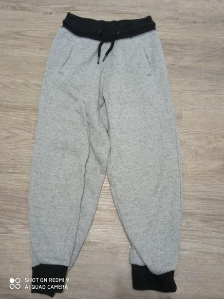 Tepláčiky č.122, pepperts,122